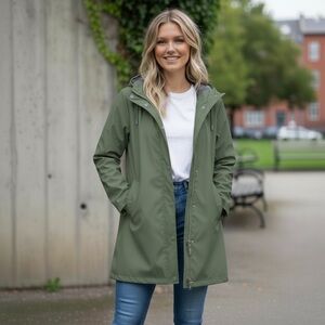 NWT Rains x Free People A-Line Jacket Waterproof Rain Coat Lightweight